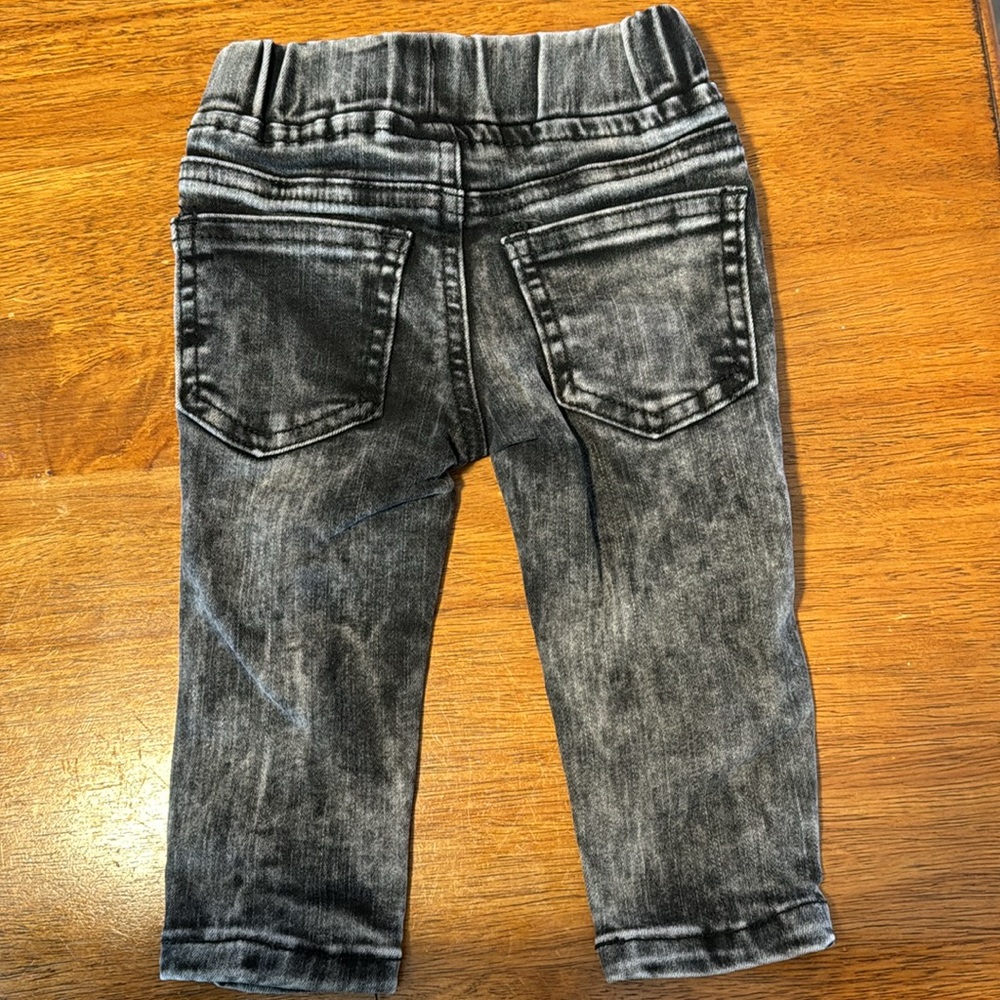 Olive + Scout Distressed Jeans, 6-12M - Picture 2 of 3